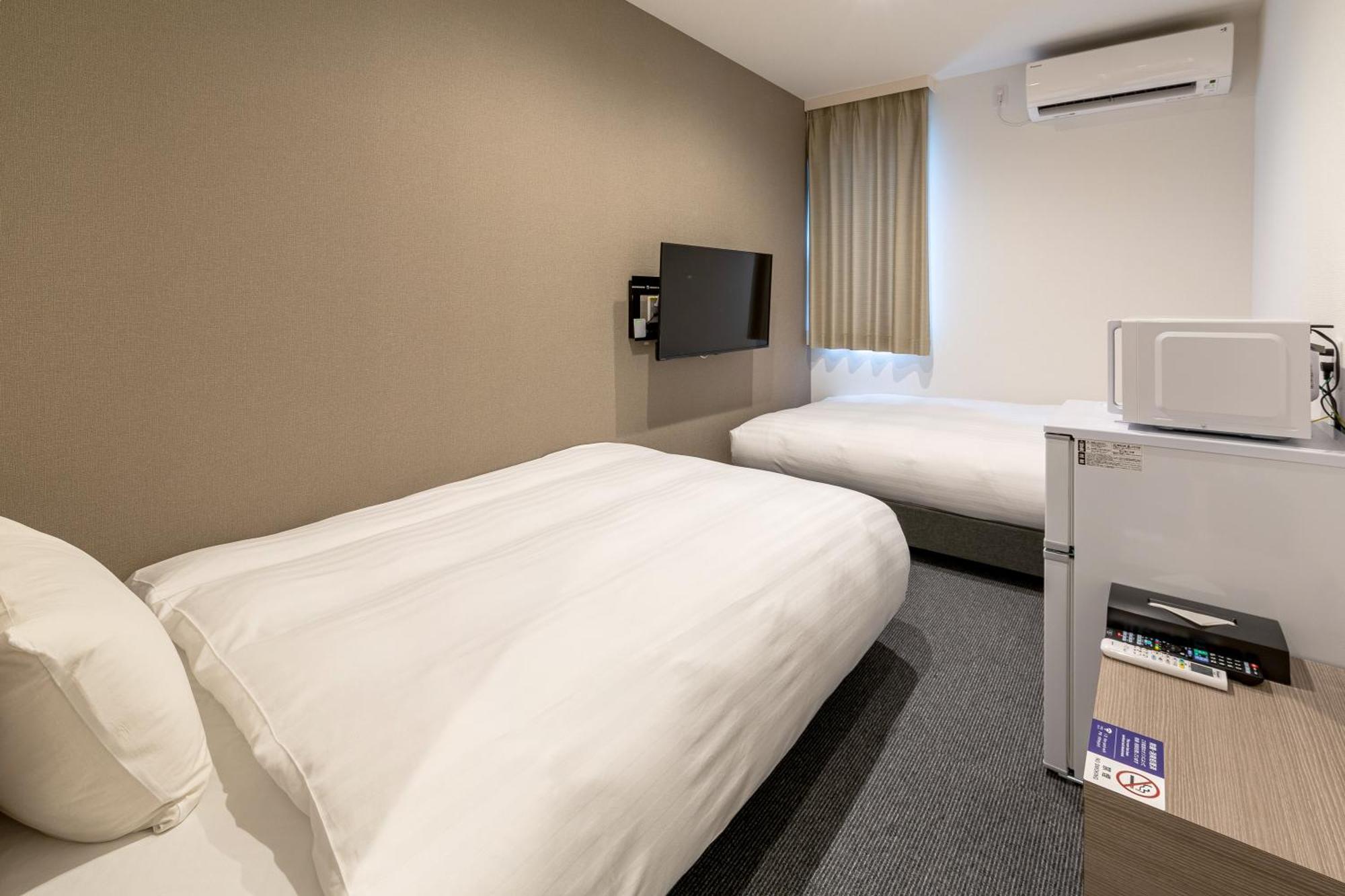 Hotel R9 The Yard Ota Екстер'єр фото